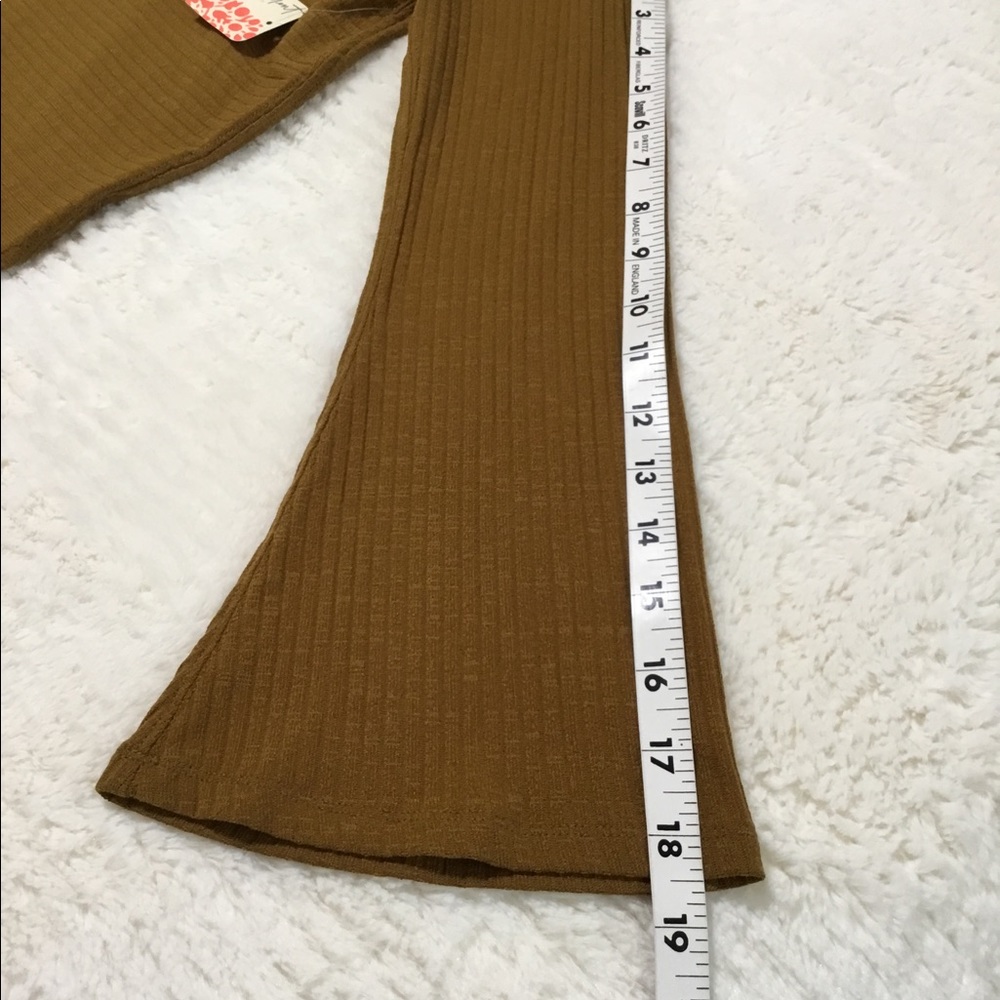 Free people movement can’t handle this turtle neck in brown size XS - Picture 7 of 12